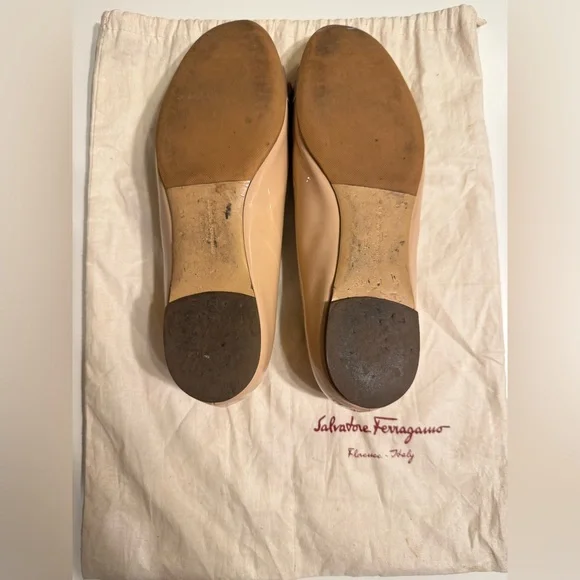 SOLD Salvatore Ferragamo Varina Patent Leather Ballet Flats Amaretti 8B narrow - Picture 4 of 13